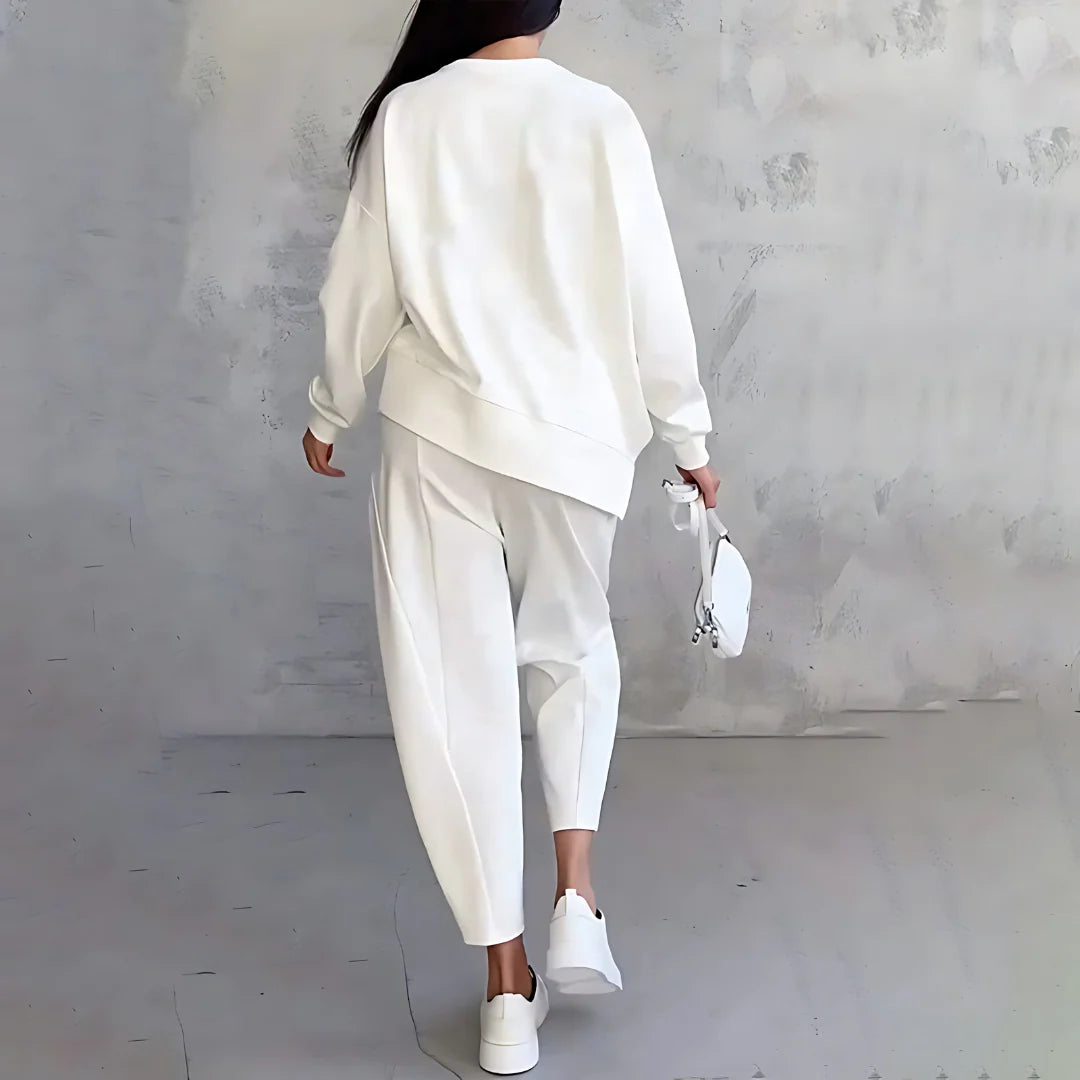 Minimalist Rahat Takım  Günlük Şıklık ve Konfor