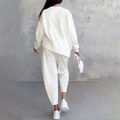 Minimalist Rahat Takım  Günlük Şıklık ve Konfor