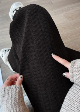 Kışlık Örgü Dokulu Polar Astarlı Kadın Pantolon – Yumuşak, Sıcak ve Zarif