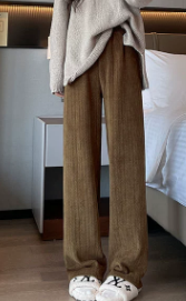 Kışlık Örgü Dokulu Polar Astarlı Kadın Pantolon – Yumuşak, Sıcak ve Zarif