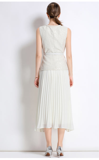 Tüvit Yelek ve Pileli Etek Takım