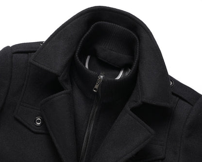 Erkek Kışlık Yün Kaban – Şık Fermuarlı ve Düğmeli Mont