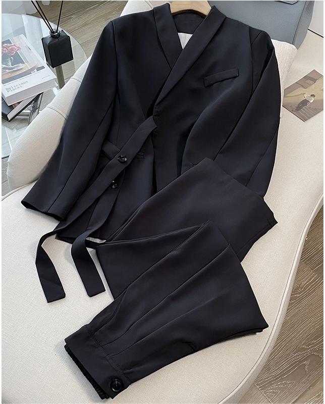 Belissa™ | Önden Bağlamalı Blazer ve Geniş Paça Pantolon