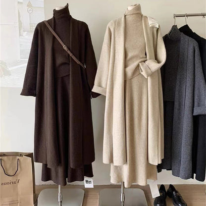 Belissatr™ | Kadın 3’lü Triko Takım – Uzun Hırka, Balıkçı Yaka Bluz ve Etek