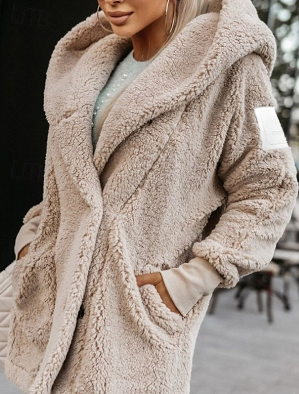 Kadın Oversize Kapüşonlu Peluş Polar Mont