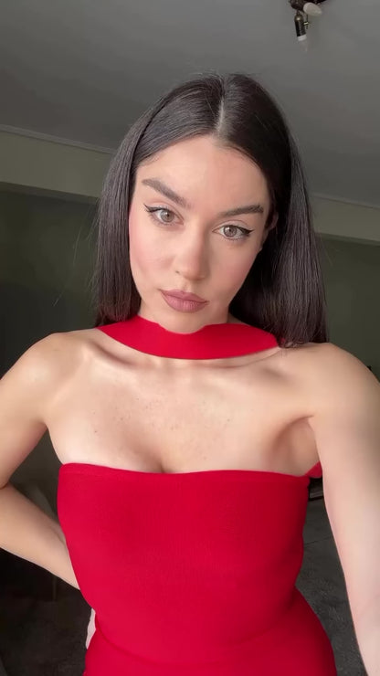 Boyundan Bağ Detaylı Straplez Kırmızı-Beyaz Bandaj Maksi Elbise