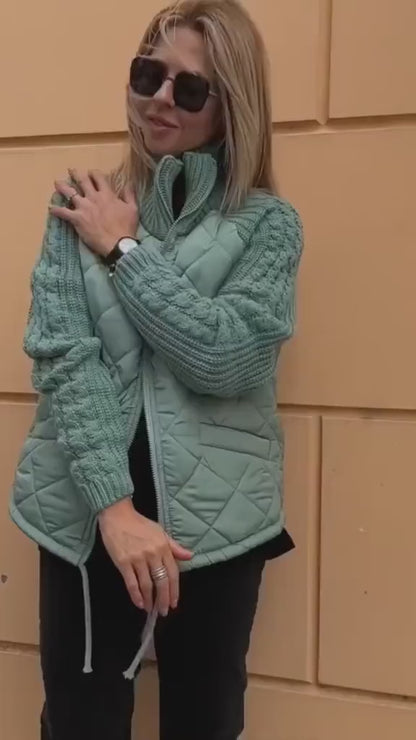 Belissa™ | Triko Kollu Kapitone Şişme Mont – Rahat ve Şık